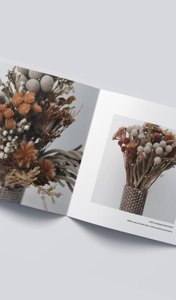 Elisa Rubele Studio - Web & Graphic Designer Freelancer - Arual Ceramic brocure